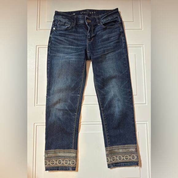 White House Black Market Denim - White House Black Market Size 4P Petite Straight Crop Metallic Embroidered Jeans